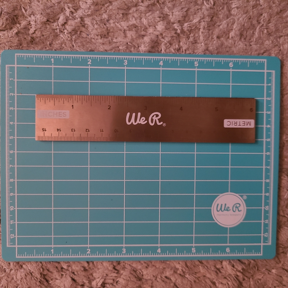 We R Memory Keepers Cutting Mat and Ruler Set